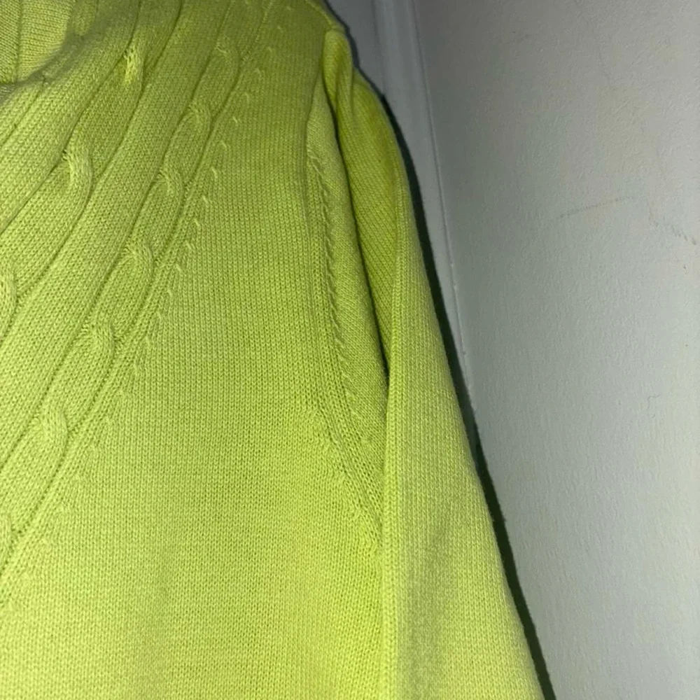 Sag Harbor Lime Green Scoop-Neck Cable Trim Sweater